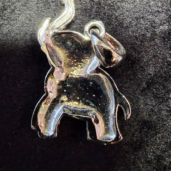 ELEPHANT Crystal Pendent - Picture 2 of 4